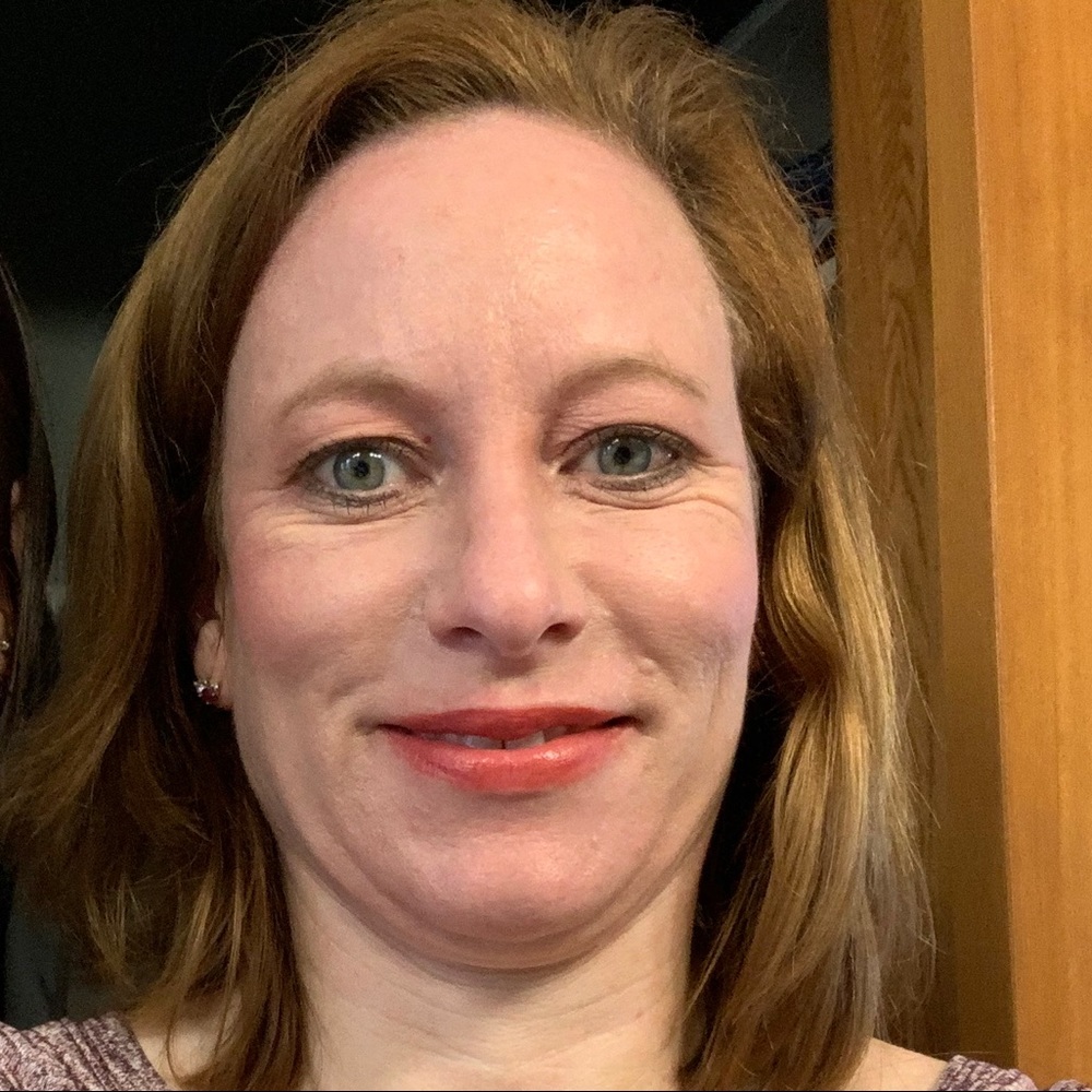 Meet your Posher, Leslie